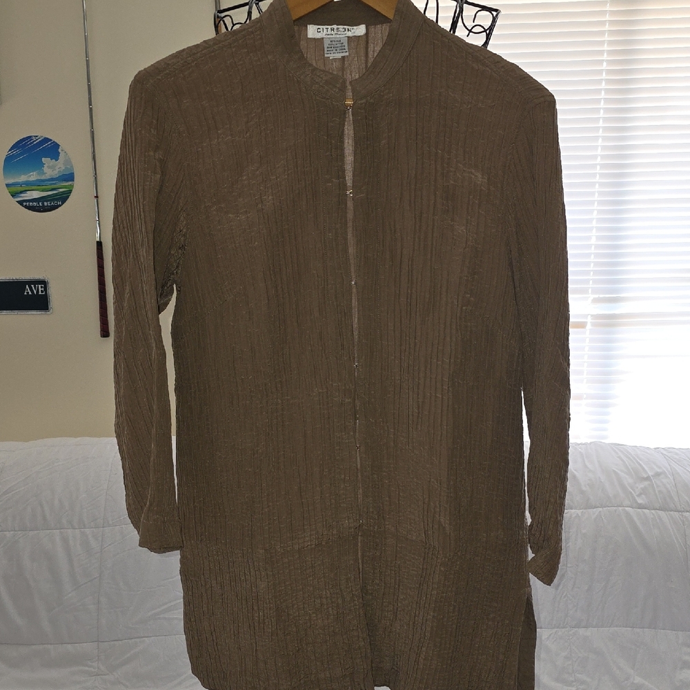 Citron Tan Women's Blouse / Cover Up W Hook Closure (Jan #8) Textured